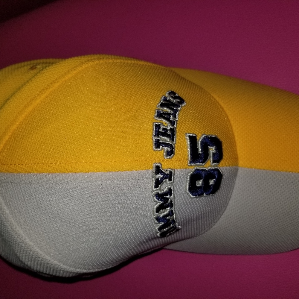 Tommy Hilfiger Cap - Picture 3 of 3